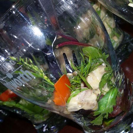 Basalt Hotel Restaurant Lounge โฮวัคท์ ภายนอก รูปภาพ